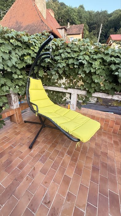 Balansoar solid pentru relaxare