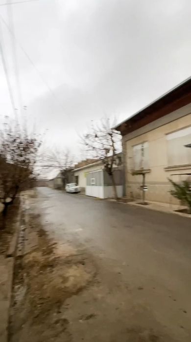 Абдурахмонов Хавас куча асосий йулга 800 метр 1.3 сотиг 6 хона 2 этаж
