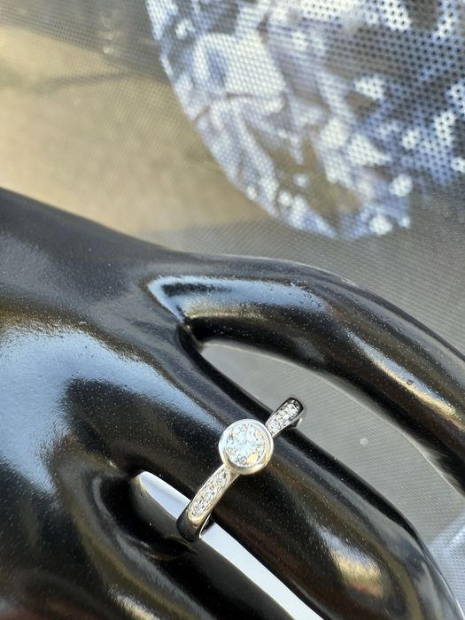 Inel Dama cu Diamante naturale si aur de 18k