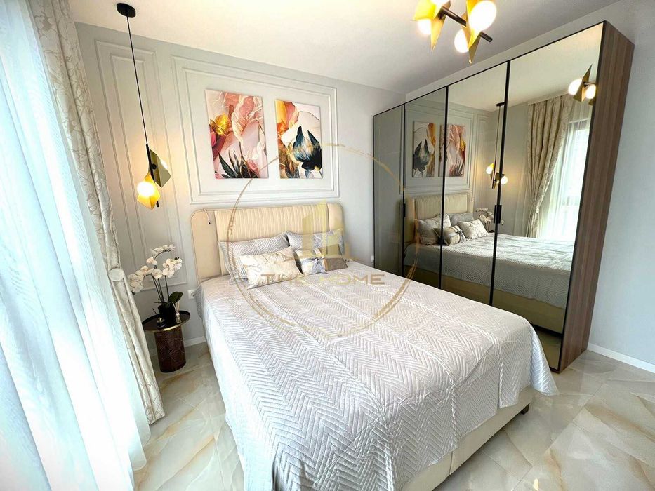 Дава се под наем Тристаен апартамент в Варна, Бриз - 110 кв.м за 1500 € - Снимка #8