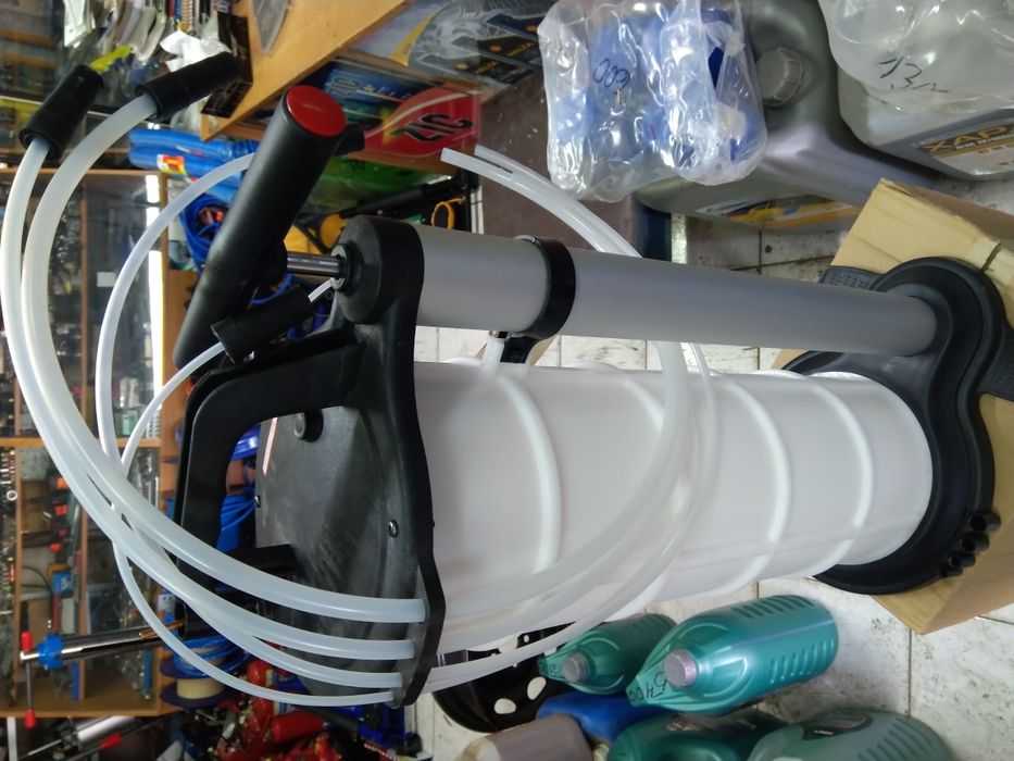 Аппарат для замены масла ручной