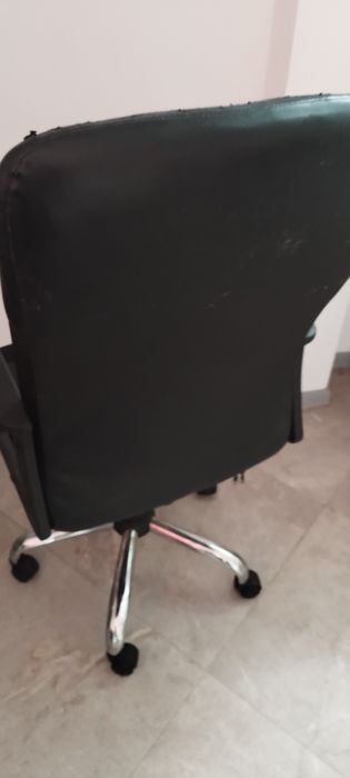 Офис стол -президентски