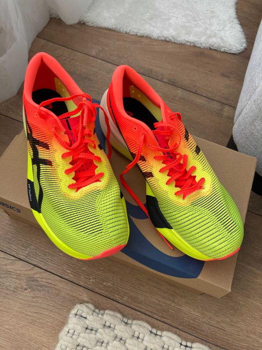 Маратонки Asics Metaspeed Sky