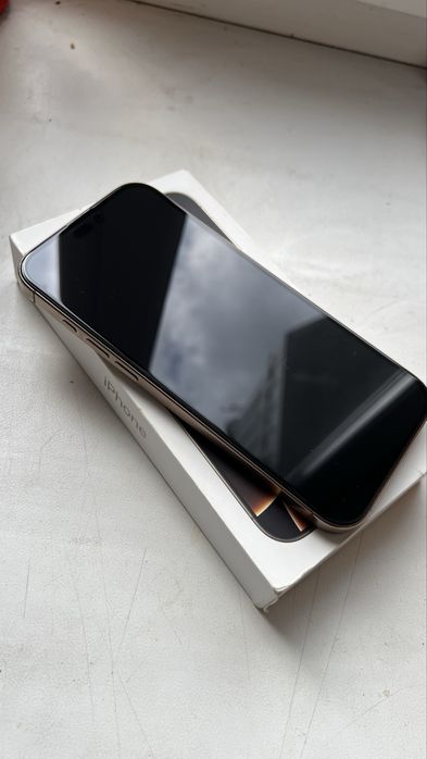 Продам Айфон IPHONE 16 Pro Max
