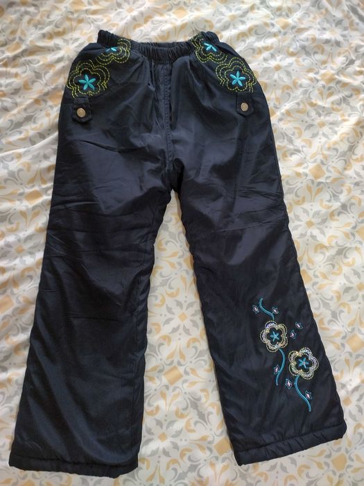 Vand pantaloni de iarna, marime 24