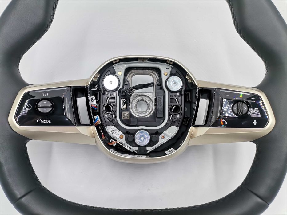 Мултифункционален Черен Кожен Волан BMW IX I20 - Перфектен