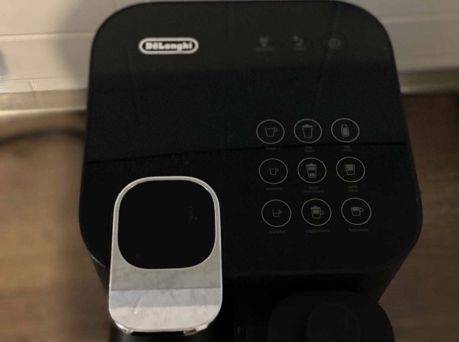 Espressor Nespresso Gran Lattissima impecabil