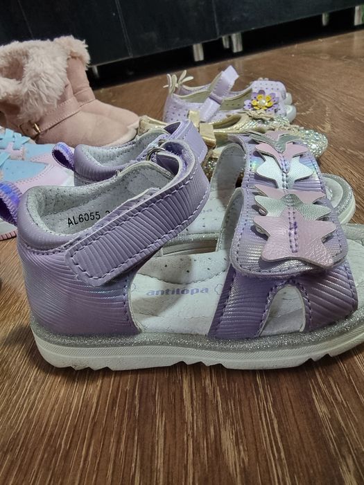 Цена за все Обув для девочек 22 размер Как новый Отличном состоянии Ту