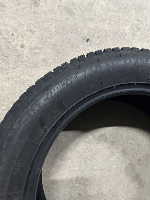 Шины зимний 225/55R18