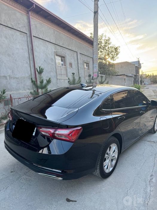 Chevrolet Malibu XL