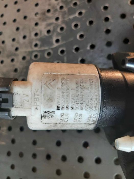 Pompita lichid parbriz citroen c4 2 b7 9632984930