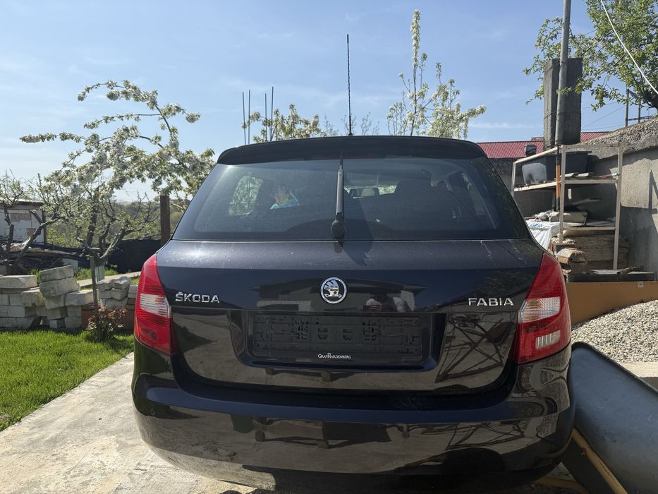 Dezmembrez Skoda Fabia 2017 1.2 benzina