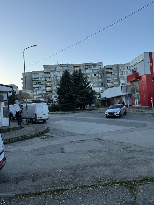 Отдава се магазин под наем