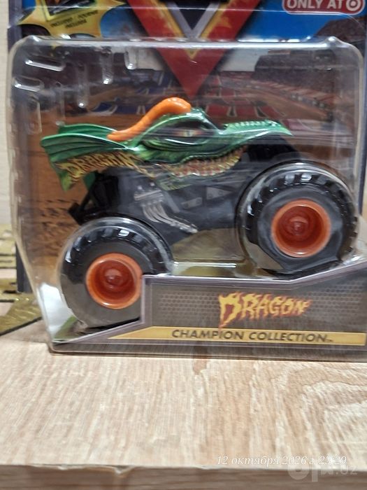 Оригинальная коллекционная модель Monster Jam — Dragon True Metal