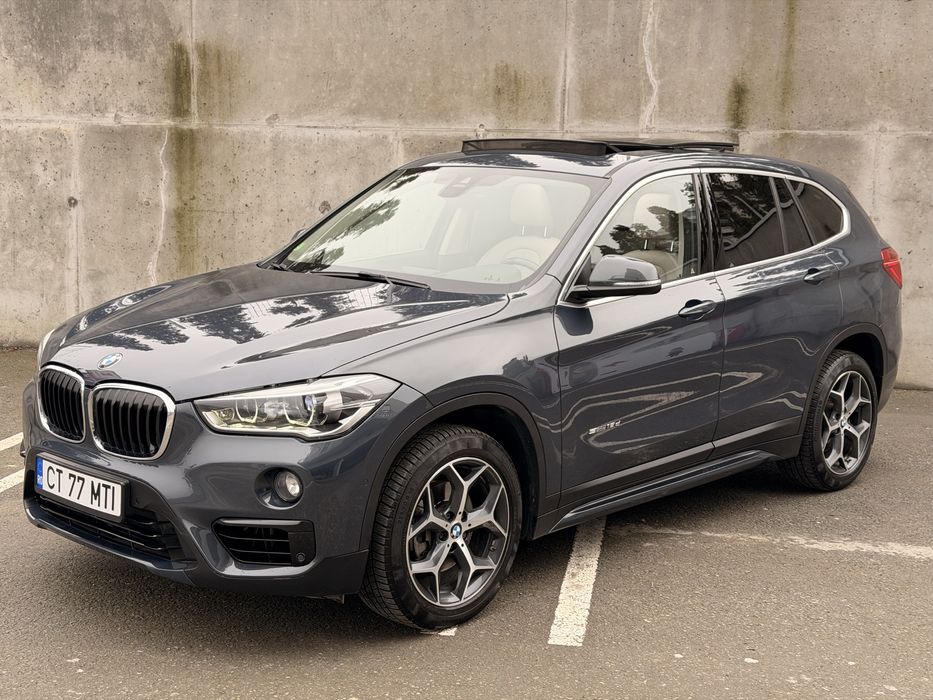 BMW X1 2.0 150cp Head-ul/Panoramic/Faruri led/ Scaune incalzite