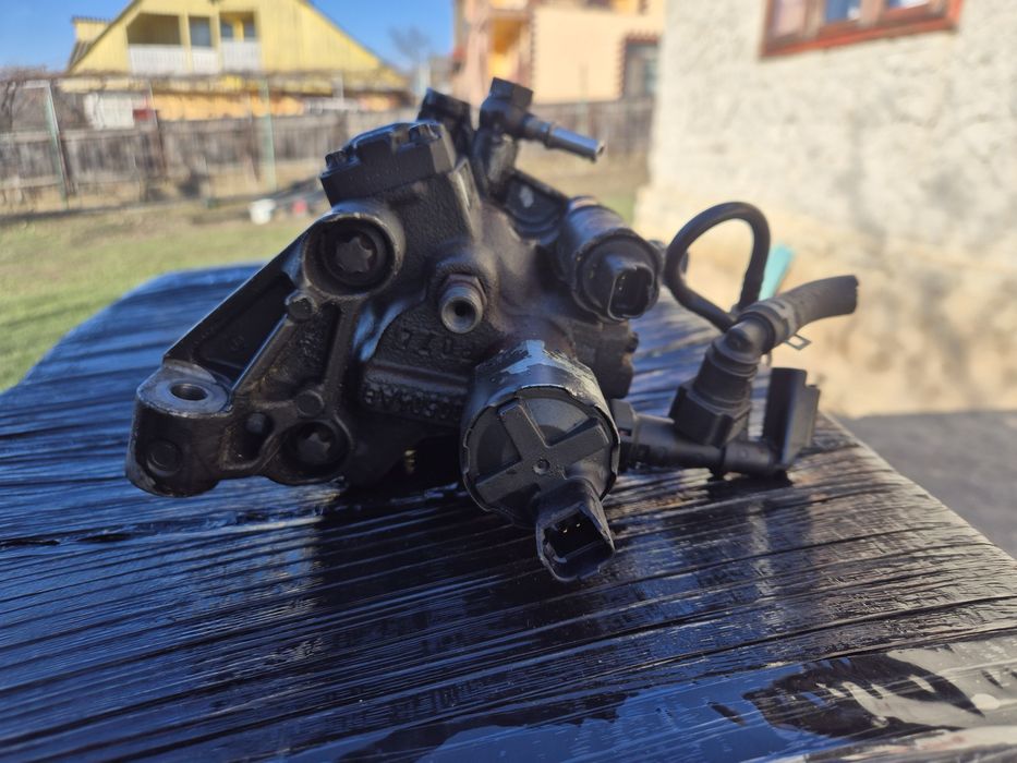 Pompă inaltă  qashqai 1.5  euro 5