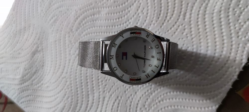 Ceas de mana Tommy Hilfiger