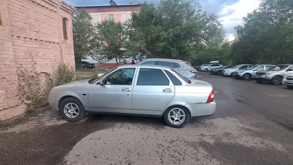 Приора 2 люкс продам