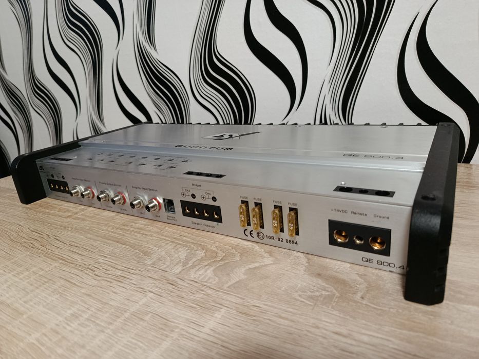Усилвател ESX Quantum QE 900.4