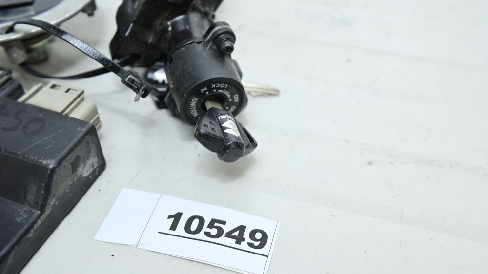 Suzuki GSXR 750 2011 - 2017 L1 - L7 Set Contact Chei Calculator ECU