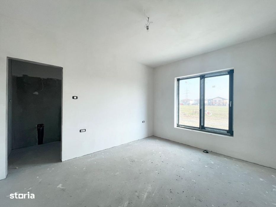 Duplex 3 camere 92mp Mosnita Noua