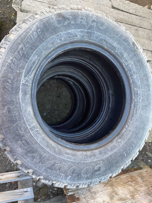 GOODYEAR ULTRA GRIP cargo unistell M+S 225/75/R16 C