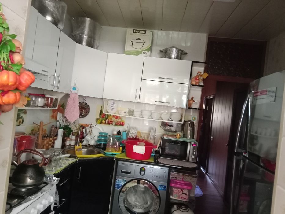 3-х комнатная квартира в чирчике 10микр.