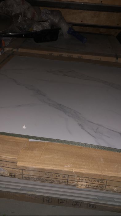 Кафель новый 70 -80 шт