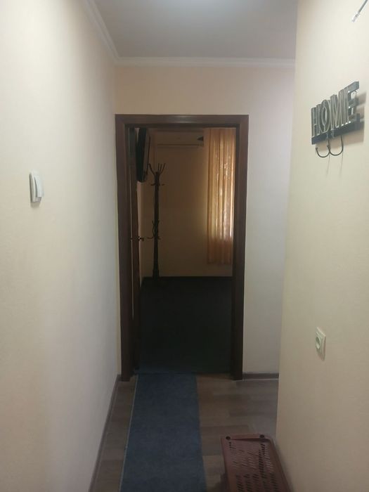 Метро Хамзада 1-хонали квартира хамма обстоновкаси бор. 1/1/5 Цена350$