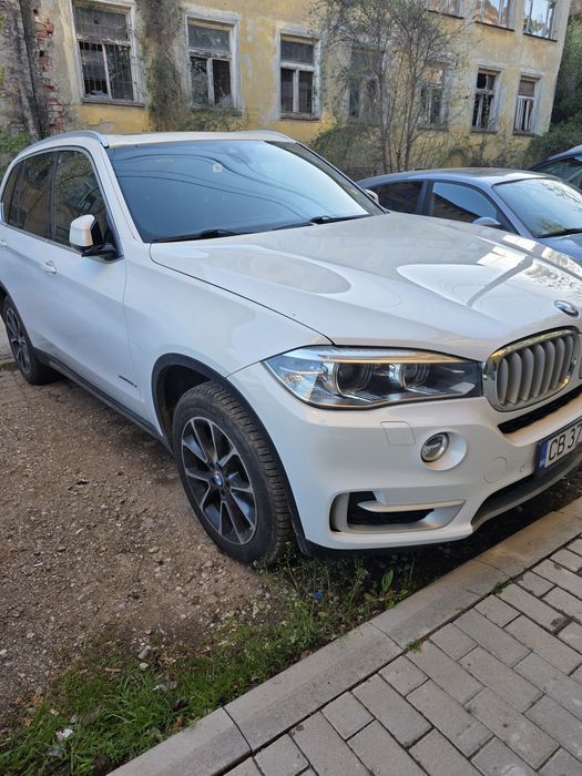 Продавам BMW Х5 -2014