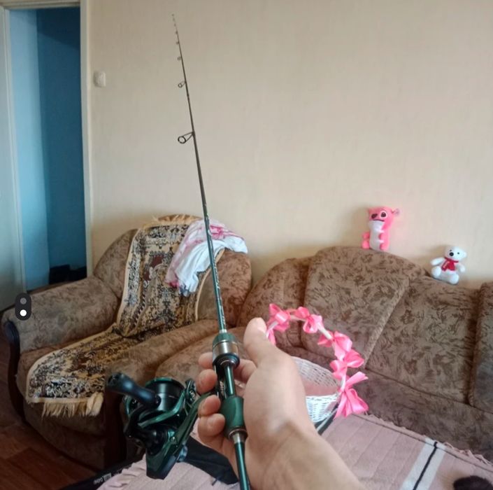 Продам спиненг и приманки