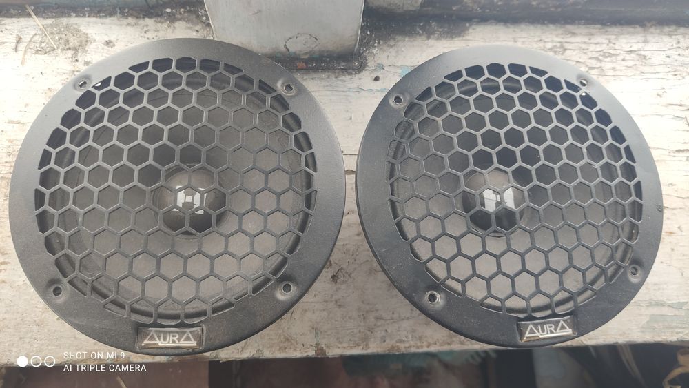 Продам колонки с подиумами