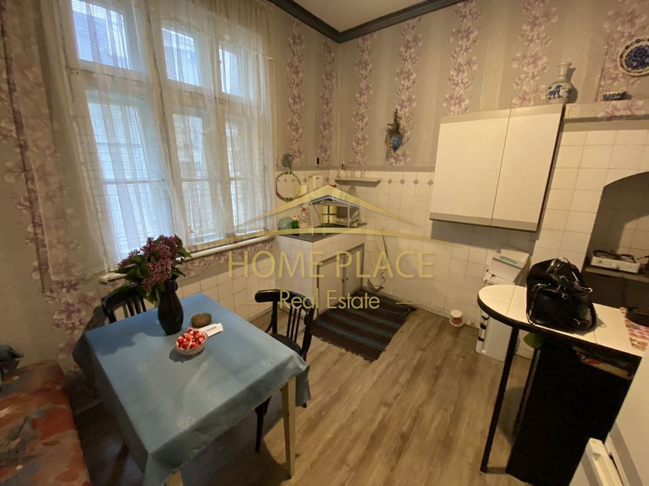 Продава се Етаж от къща в Варна, Център - 100 кв.м за 2400 €/кв.м - Снимка #6