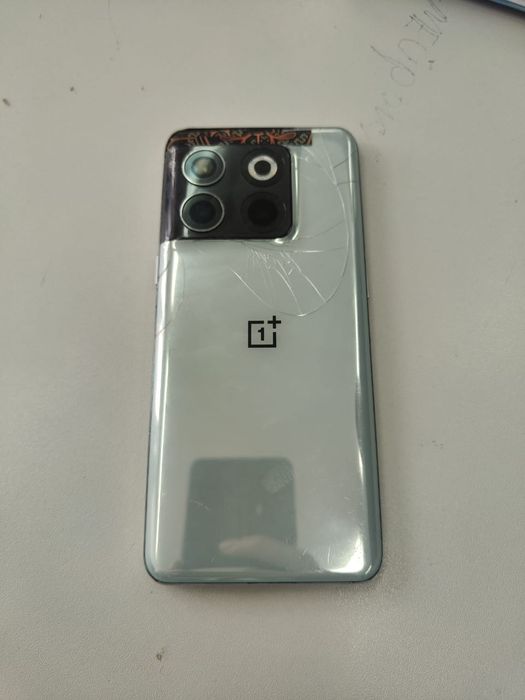 OnePlus 10T  5g.