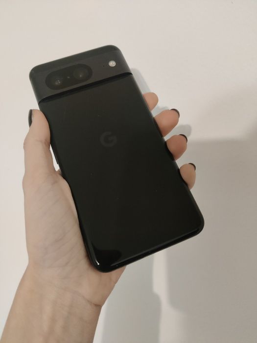 Google Pixel 8 с кейсове и протектори