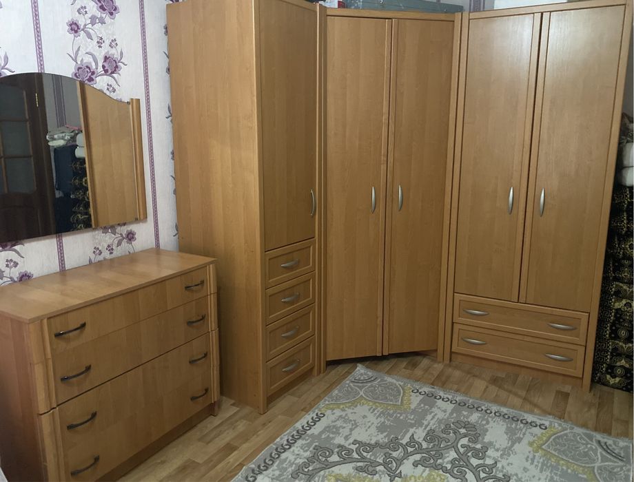 Срочно продам спальный Гарнитур