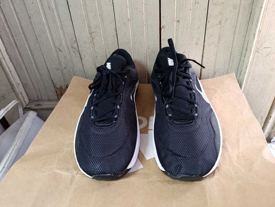 Nike Legend Essential 3 Next Nature''оригинални маратонки 45.5 номер