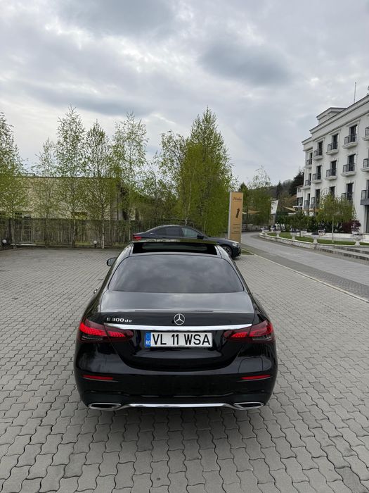 MERCEDES-BENZ E-Class 2022 — imagine 5
