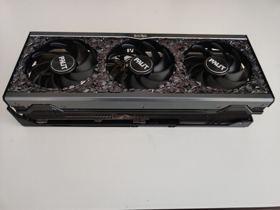 GeForce RTX 4090 24gb Game rock ( cooler + heat sink)