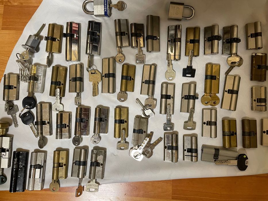 Спешно! Голям ключарски комплект