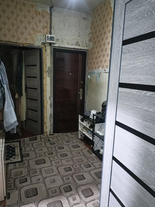 Продам большую 4-комнатную квартиру.