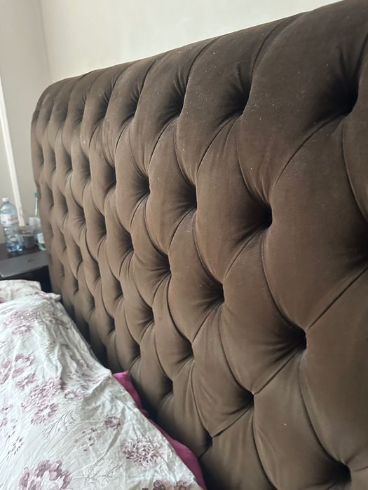 двуспальная кровать