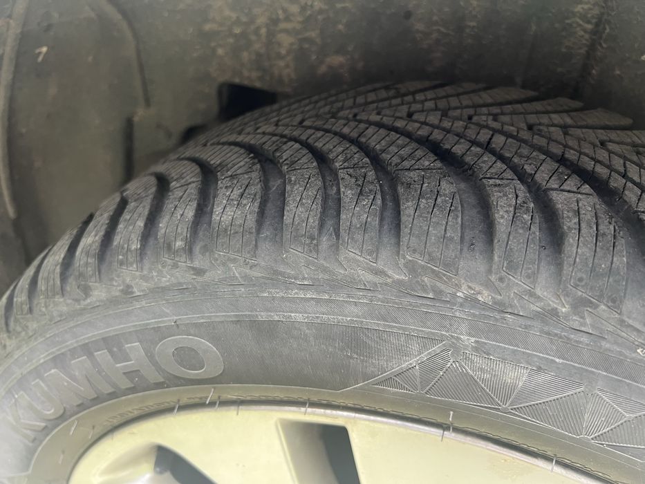 Продавам SUBARU OUBACK 3000 cc