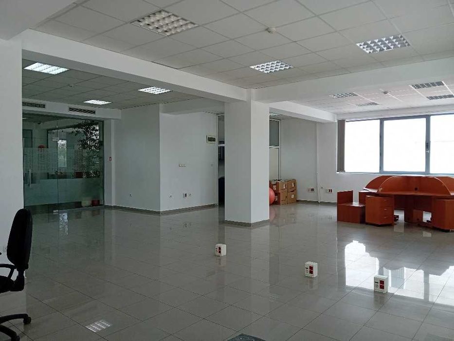 Дава се под наем Офис в София, НПЗ Хаджи Димитър - 180 кв.м за 1260 € - Снимка #5