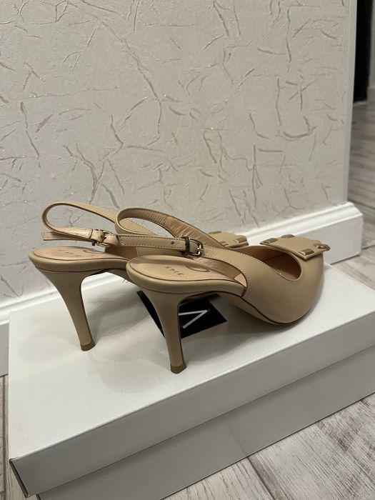 Женская обувь