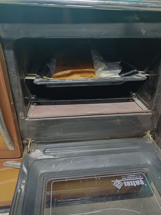 Готварска печка на твърдо гориво