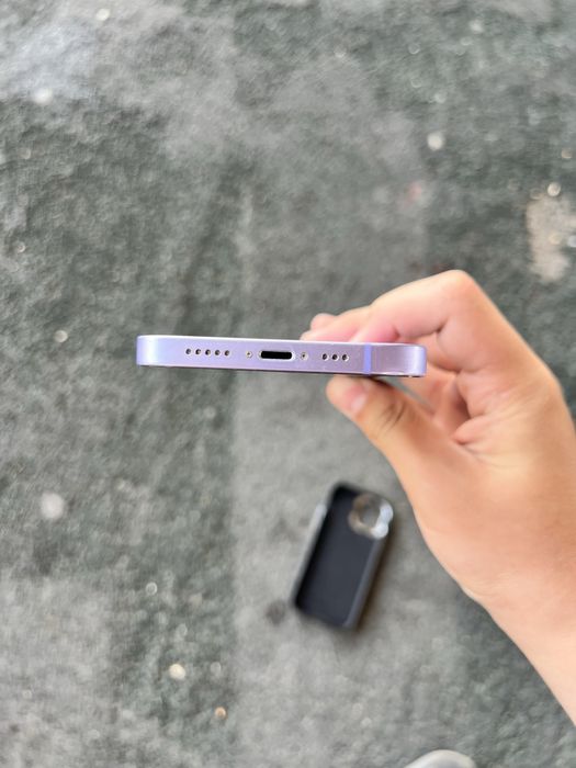 iPhone 12 128gb..