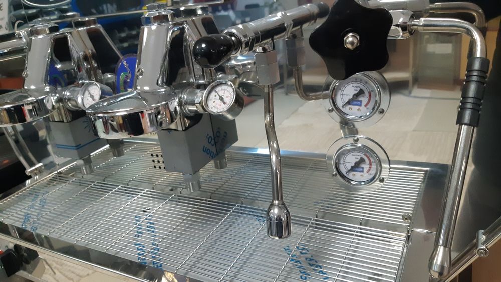 Нова професионална кафемашина La Pavoni Diamante