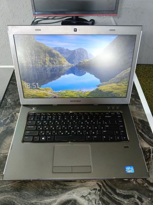 Ноутбук dell vostro