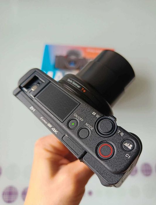 Vand Cameră Video Sony ZV-1 (Vlog Camera)